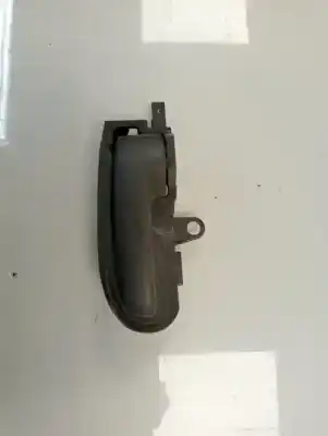 Peça sobressalente para automóvel em segunda mão puxador interior dianteiro esquerdo por peugeot 107 urban referências oem iam 
