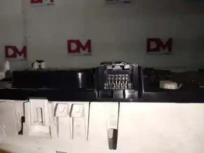 Автозапчасти б/у внутренний свет за porsche macan (typ ) 3.0 cat ссылки oem iam 7pp959551gg  