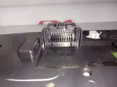 Автозапчасти б/у внутренний свет за porsche macan (typ ) 3.0 cat ссылки oem iam 7pp959551gg  