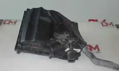 Second-hand car spare part air filter for opel combo 1.3 16v cdti oem iam references 55355095  