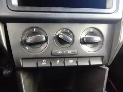 Piesă de schimb auto la mâna a doua controlul încalzire / aer conditionat pentru seat toledo (kg3) reference referințe oem iam 6ja820045b