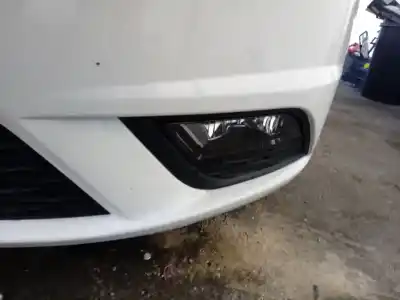 Piesă de schimb auto la mâna a doua far de ceatã stânga pentru seat toledo (kg3) reference referințe oem iam 6j9941701a