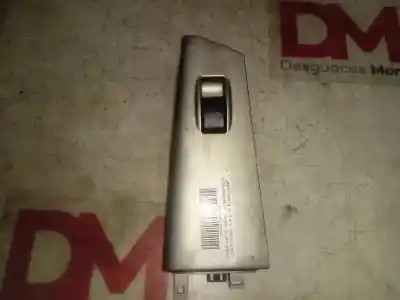 Second-hand car spare part right front power window switch for toyota corolla (e12) 2.0 turbodiesel cat oem iam references 8480102341