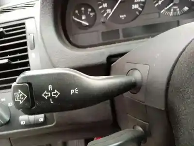 Peça sobressalente para automóvel em segunda mão comutador de piscas  por bmw x5 (e53) 4.4i automático referências oem iam 8363668