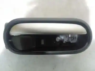 Second-hand car spare part interior right front handle for mazda 2 lim. (de) 1.4 crtd active oem iam references 