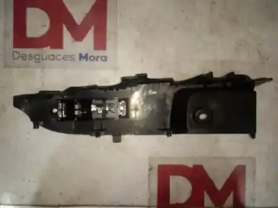 Peça sobressalente para automóvel em segunda mão botão / interruptor elevador vidro dianteiro direito por mazda 2 lim. (de) 1.4 crtd active referências oem iam   