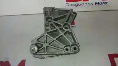 Second-hand car spare part RIGHT ENGINE SUPPORT for RENAULT SCENIC II  OEM IAM references 8200633253  