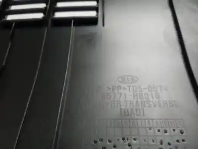 Peça sobressalente para automóvel em segunda mão moldagem por kia rio (yb) attract referências oem iam   