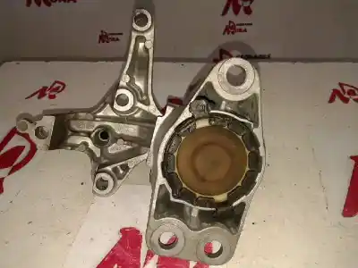 Second-hand car spare part engine support for dacia duster (hs_) 1.5 dci oem iam references 112849221r caja 3 