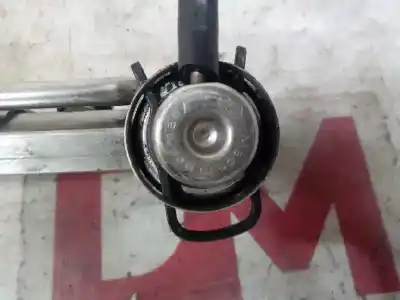 Автозапчасти б/у рампа инжектора за audi a3 (8l) 1.8 20v turbo ссылки oem iam 06a133681b  