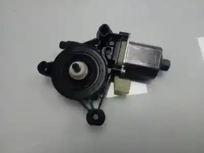 Tweedehands auto-onderdeel linker ruit motor achter voor volkswagen tiguan allspace (bw2, bj2) 2.0 tdi 4motion oem iam-referenties 5q0959801