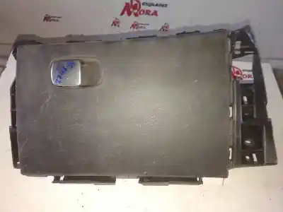 Peça sobressalente para automóvel em segunda mão porta luvas por fiat 500 l (330) 1.3 16v jtd cat referências oem iam 