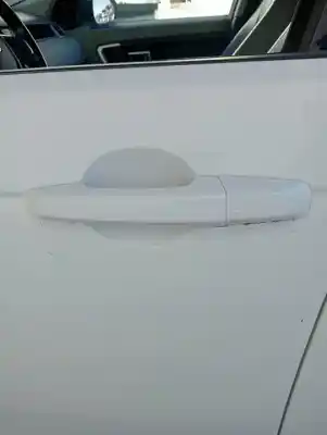 Peça sobressalente para automóvel em segunda mão puxador exterior dianteiro esquerdo por land rover discovery sport 2.0 td4 cat referências oem iam fk72224a81