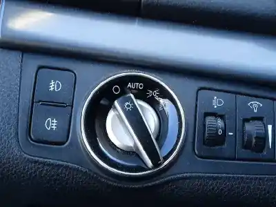 Second-hand car spare part headlights switch for hyundai i40 premium oem iam references 933003z200