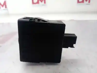 Pezzo di ricambio per auto di seconda mano interruttore per peugeot 208 access riferimenti oem iam   