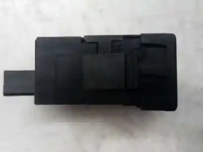 Pezzo di ricambio per auto di seconda mano interruttore per peugeot 208 access riferimenti oem iam   
