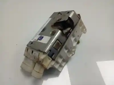 Peça sobressalente para automóvel em segunda mão fechadura da porta dianteira esquerda por iveco stralis 500 euro 4 referências oem iam 