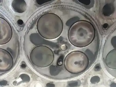 Second-hand car spare part cylinder head for seat leon (5f1) motor 2.0 ltr. - 110 kw tdi oem iam references 04l103373  