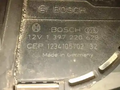 Second-hand car spare part front windshield wiper motor for volvo v40 1.6 turbo cat oem iam references 3397021692 caja 1 