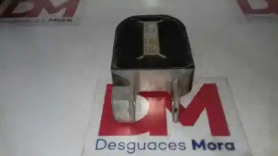 Second-hand car spare part front engine support for volvo v40 basis oem iam references 31359652  