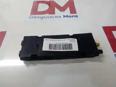 Peça sobressalente para automóvel em segunda mão antena por bmw serie 1 berlina (e81/e87) 118d referências oem iam 695890002