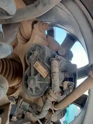 Peça sobressalente para automóvel em segunda mão pinça de travão traseira direita por land rover discovery sport 2.0 td4 cat referências oem iam fk722k327bd