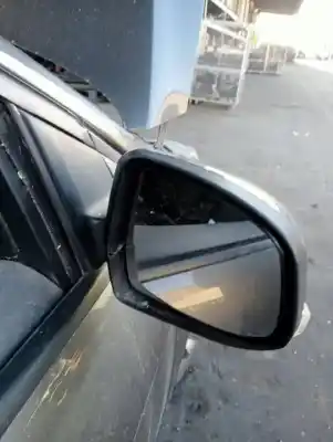 İkinci el araba yedek parçası sag arka görünüm için ford focus lim. black&red oem iam referansları 2308812