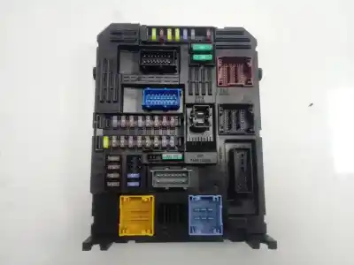 Piesă de schimb auto la mâna a doua panou siguranțe pentru citroen c4 berlina c-series referințe oem iam 9832881080