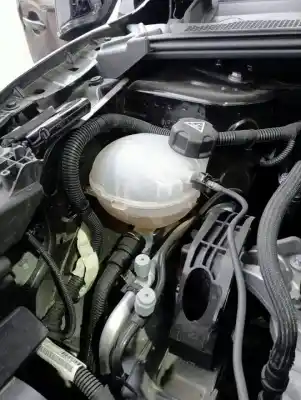 Piesă de schimb auto la mâna a doua vas de expansiune pentru citroen c4 berlina c-series referințe oem iam 9824198680