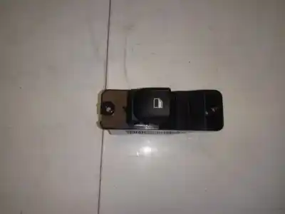 Peça sobressalente para automóvel em segunda mão botão / interruptor elevador vidro traseiro esquerdo por kia stonic (ybcuv) 1.2 cat referências oem iam 4d65201000