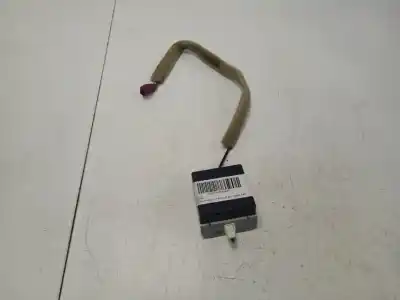 Pièce détachée automobile d'occasion ANTENNE pour RENAULT CLIO V  Références OEM IAM 282120588R  