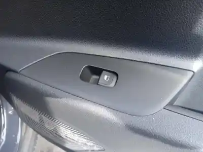 Tweedehands auto-onderdeel rechts achter ruiten bediening voor kia rio (yb) business oem iam-referenties 4d65261000