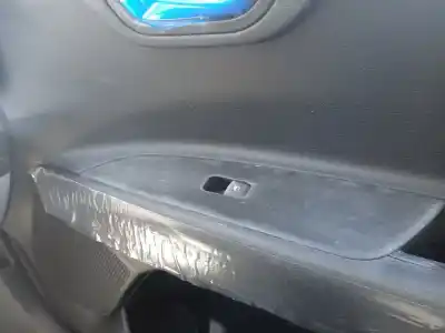 Tweedehands auto-onderdeel schakelaar rechts voor ruit voor kia rio (yb) business oem iam-referenties 93575h8000wk