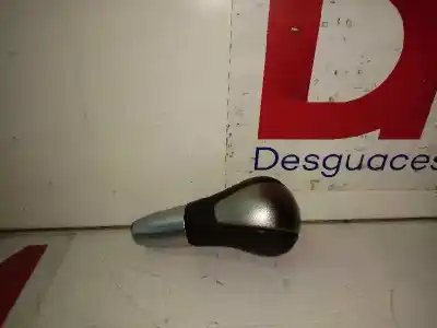 Second-hand car spare part gear lever knob for hyundai ix20 gls comfort oem iam references 