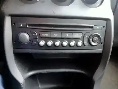 Gebrauchtes Autoersatzteil audiosystem / radio-cd zum citroen c3 attraction oem-iam-referenzen 98041626xt