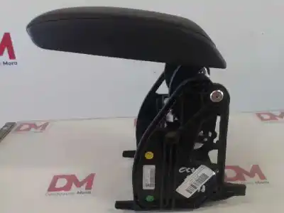 Автозапчасти б/у центральный подлокотник за skoda octavia iii (5e3, nl3, nr3) 2.0 tdi rs ссылки oem iam 5e0864207  