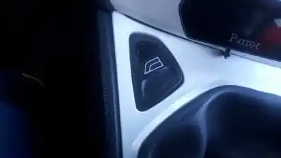 Piesă de schimb auto la mâna a doua panou comandã geamuri electrice fațã stânga pentru ford ka (ccu) titanium referințe oem iam 