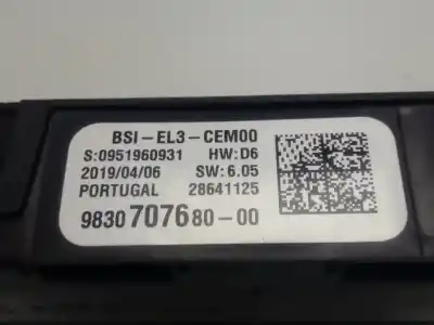 Peça sobressalente para automóvel em segunda mão caixa de fusíveis e relés por opel combo cargo (e) 1.6 cdti dpf referências oem iam 9830707680  