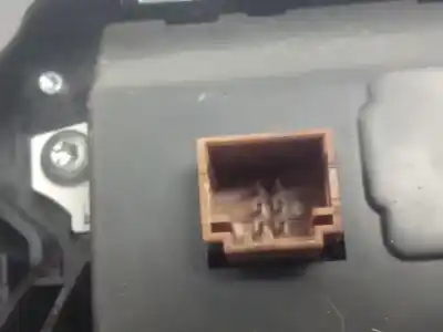 Peça sobressalente para automóvel em segunda mão display gps / multimídia por opel combo cargo (e) 1.6 cdti dpf referências oem iam 9830084880   Peça sobressalente para automóvel em segunda mão display gps / multimídia por opel combo cargo (e) 1.6 cdti dpf referências oem iam 9830084880