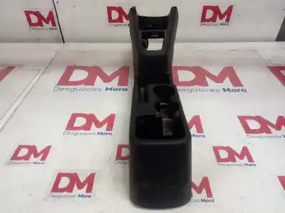 Pezzo di ricambio per auto di seconda mano console centrale per hyundai ix20 gl classic riferimenti oem iam   