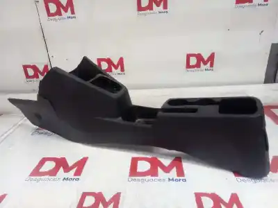 Pezzo di ricambio per auto di seconda mano console centrale per hyundai ix20 gl classic riferimenti oem iam   