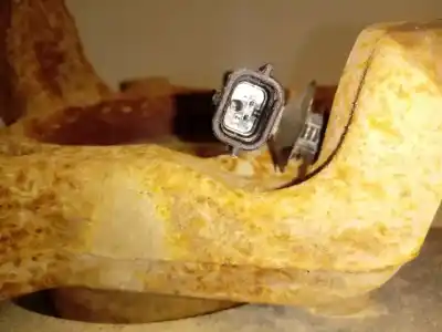 Second-hand car spare part front left knuckle for dacia duster (hm_) 1.5 dci 115 (hmad) oem iam references   