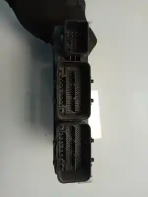 Peça sobressalente para automóvel em segunda mão centralina de motor uce por renault express 1.4 referências oem iam 0281039177  