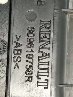 Peça sobressalente para automóvel em segunda mão botão / interruptor elevador vidro dianteiro esquerdo por renault express 1.4 referências oem iam 254112588r  