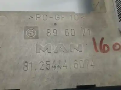 Pezzo di ricambio per auto di seconda mano scatola relè/fusibili per man tga 18.xxx (2000) fg / bb   (e3/e4) xl 480 cv / 353 kw riferimenti oem iam 896071  