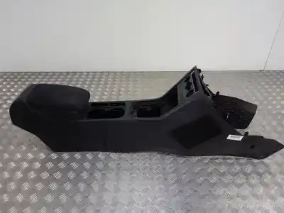 Pezzo di ricambio per auto di seconda mano BRACCIOLO CENTRALE per VOLKSWAGEN TOURAN (5T1)  Riferimenti OEM IAM   