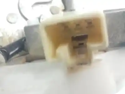 Автозапчасти б/у замок багажника/ворот за suzuki vitara 1.6 ddis turbodiesel cat ссылки oem iam b6765  