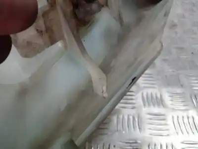 Second-hand car spare part windscreen washer bottle for bmw x6 (e71) activehybrid oem iam references 7190998  