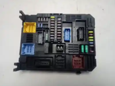 Pezzo di ricambio per auto di seconda mano scatola relè/fusibili per citroen berlingo multispace (b9) 1.6 bluehdi 100 riferimenti oem iam 9845141280