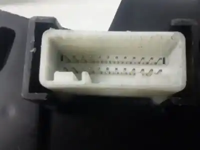 Peça sobressalente para automóvel em segunda mão quadrante por renault serie d fg 4x2 crew-cab referências oem iam lds1bb8k1  